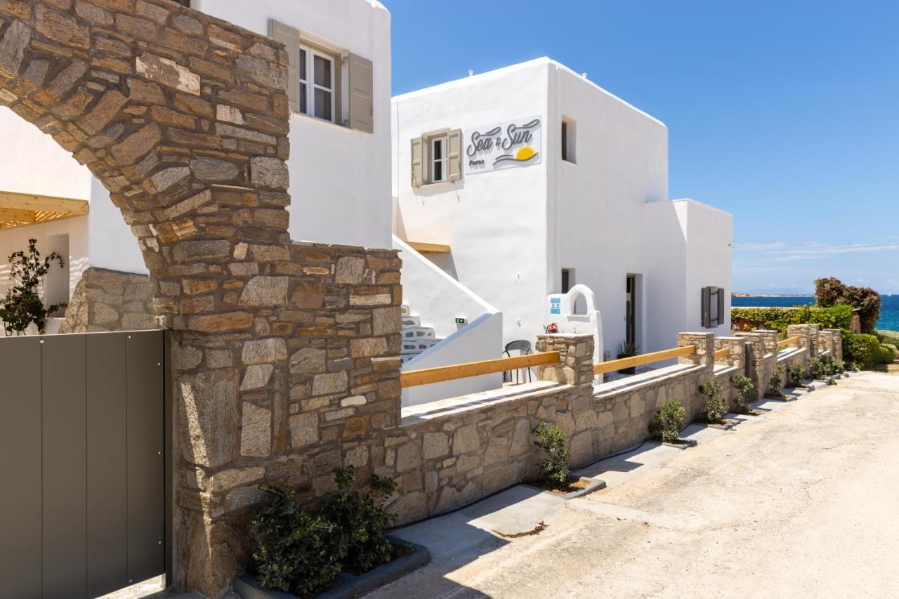 Hotel Sea & Sun Paros Naoussa Esterno foto